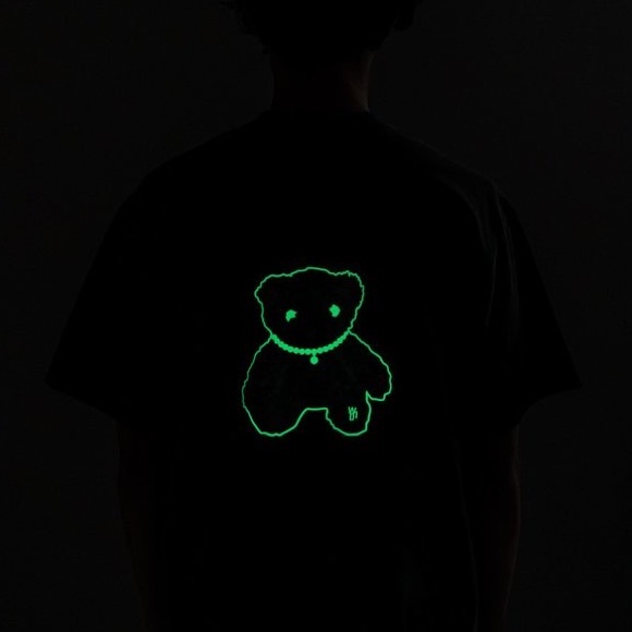 EUC Men’s X-Small/Women’s Small We11done Oversized Glow-in-the-Dark Teddy Tee - Picture 4 of 12